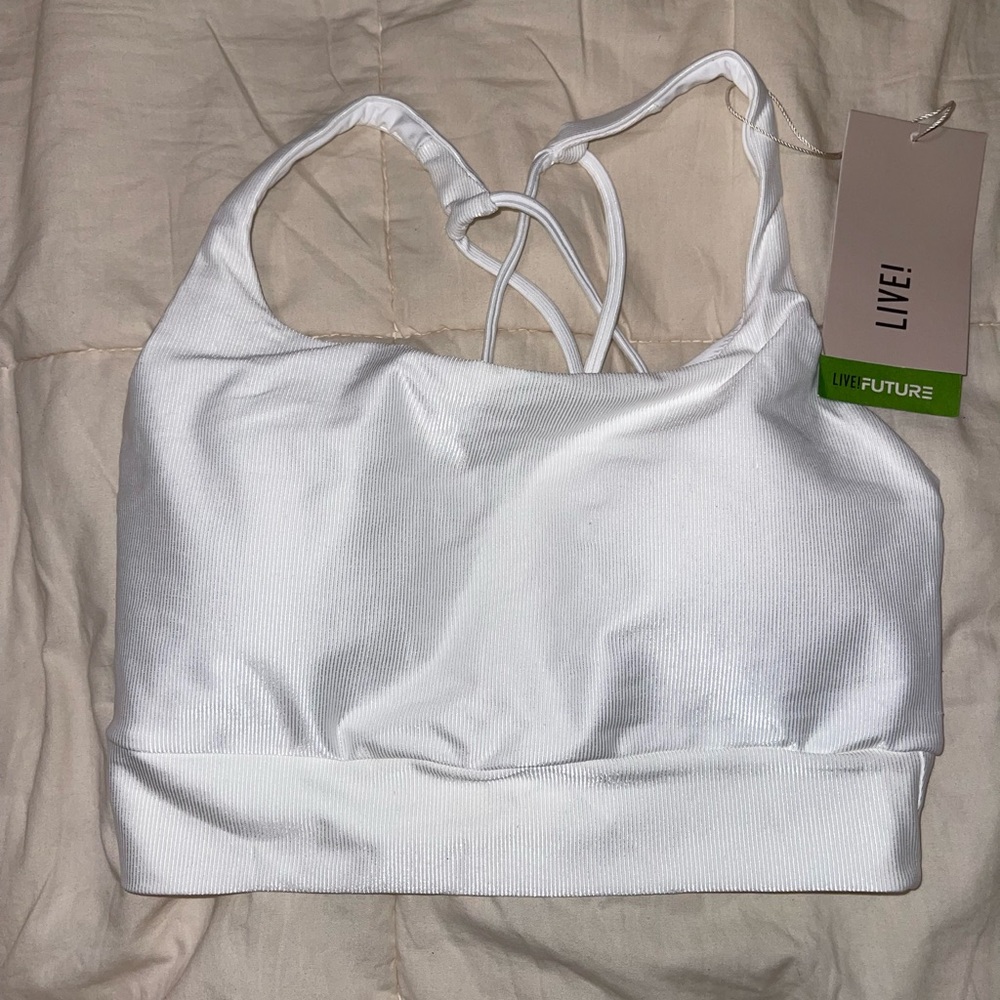 live! neo allure sports bra in white